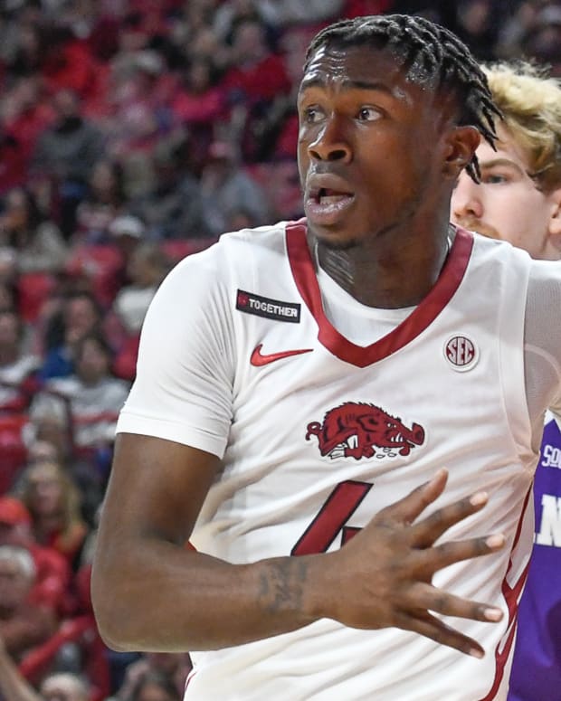 Razorbacks Davonte Davis against Furman on Monda night